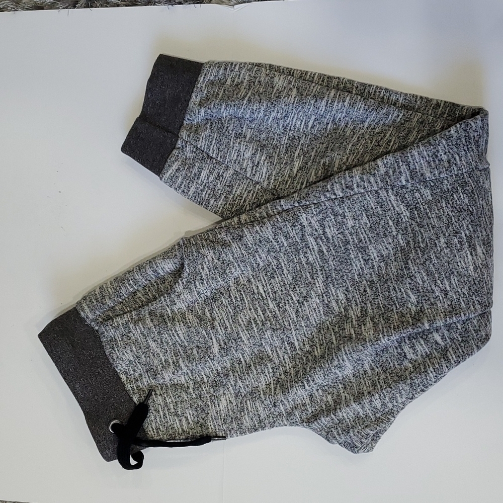 UNIVIBE joggers size medium